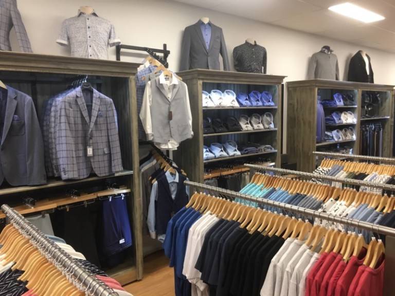 Home Plaza PointeClaire