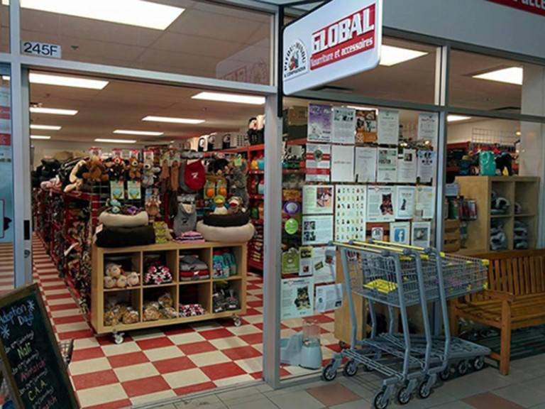 Home Plaza PointeClaire